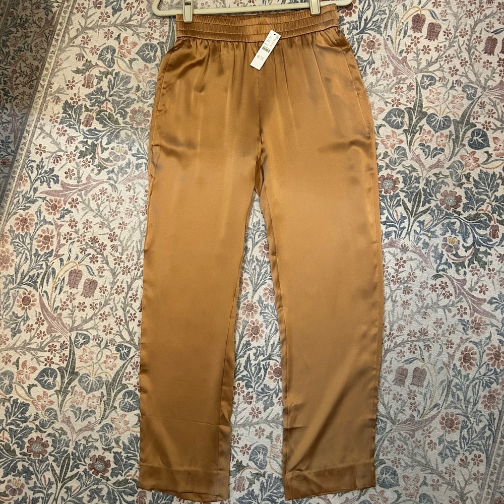 NWT 100% silk Jcrew pants size 4, gold.